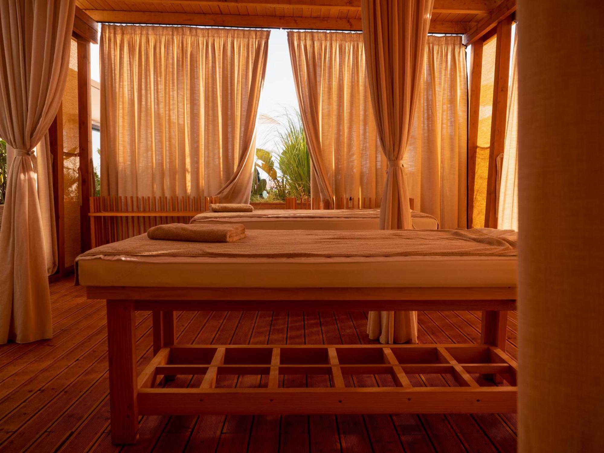 La Brisa Boutique Hotel Dhërmi Dış mekan fotoğraf