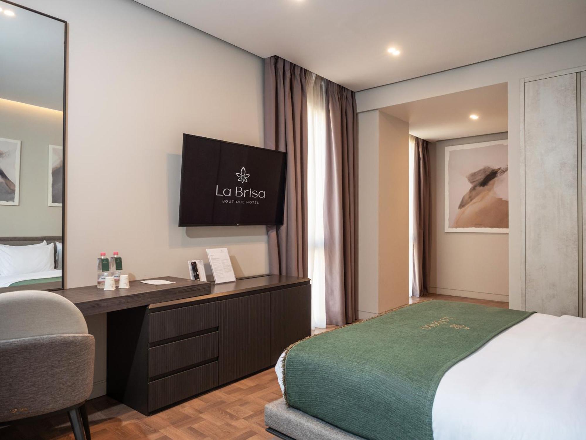 La Brisa Boutique Hotel Dhërmi Dış mekan fotoğraf